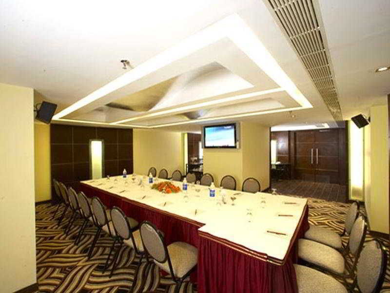 The Residency, Chennai Hotel Ngoại thất bức ảnh