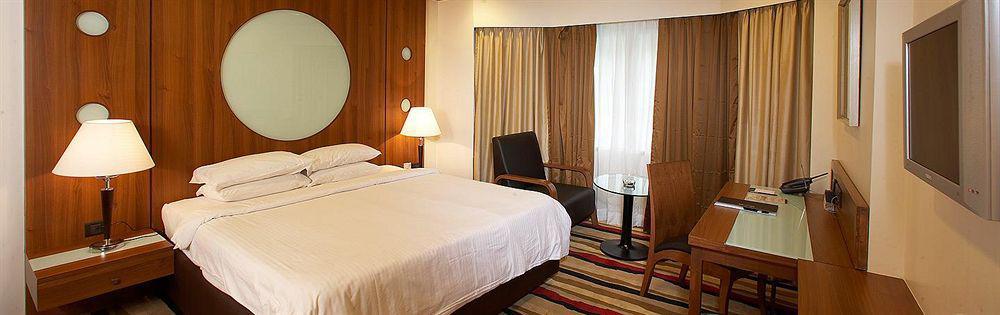 The Residency, Chennai Hotel Ngoại thất bức ảnh